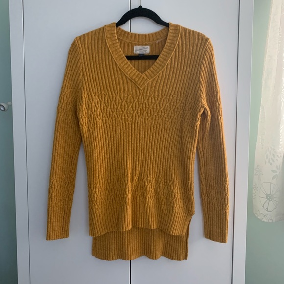 UEC Mustard Yellow V- Neck Cable Sweater - Picture 1 of 3
